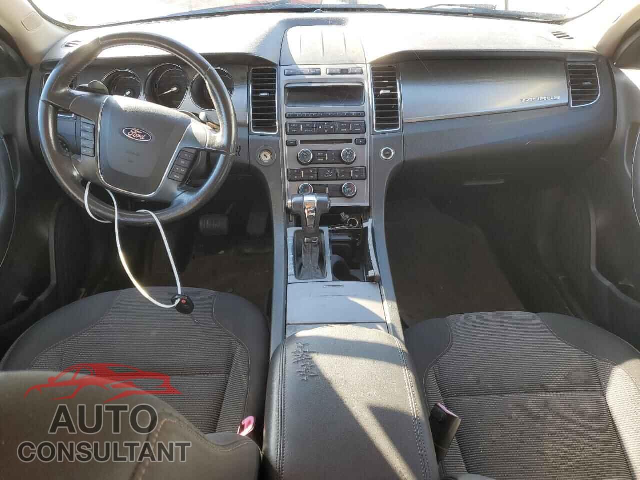 FORD TAURUS 2010 - 1FAHP2EW2AG105130