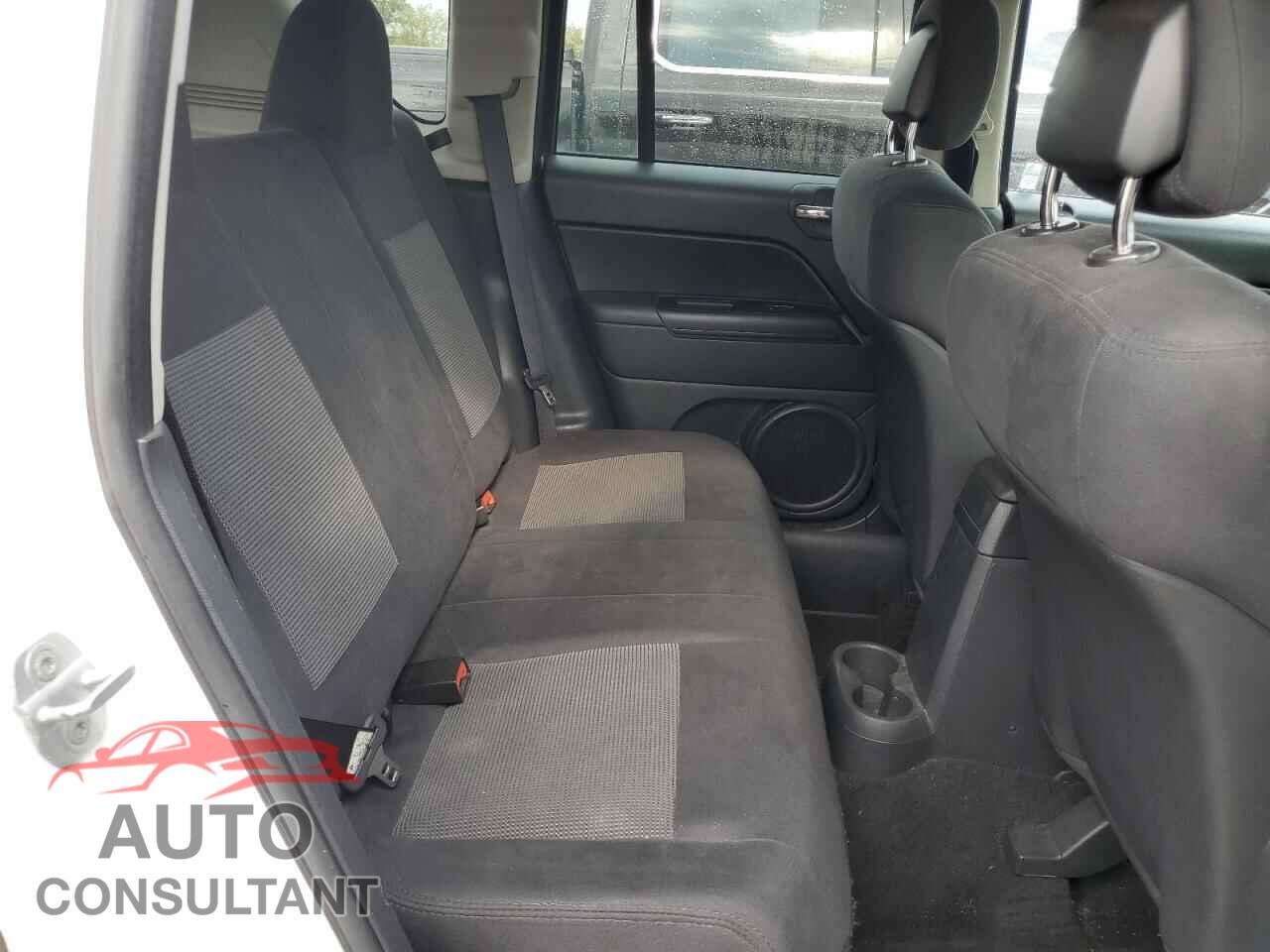 JEEP COMPASS 2011 - 1J4NF1FB3BD249272