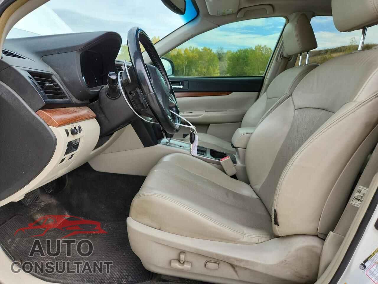 SUBARU OUTBACK 2014 - 4S4BRDMC4E2230769