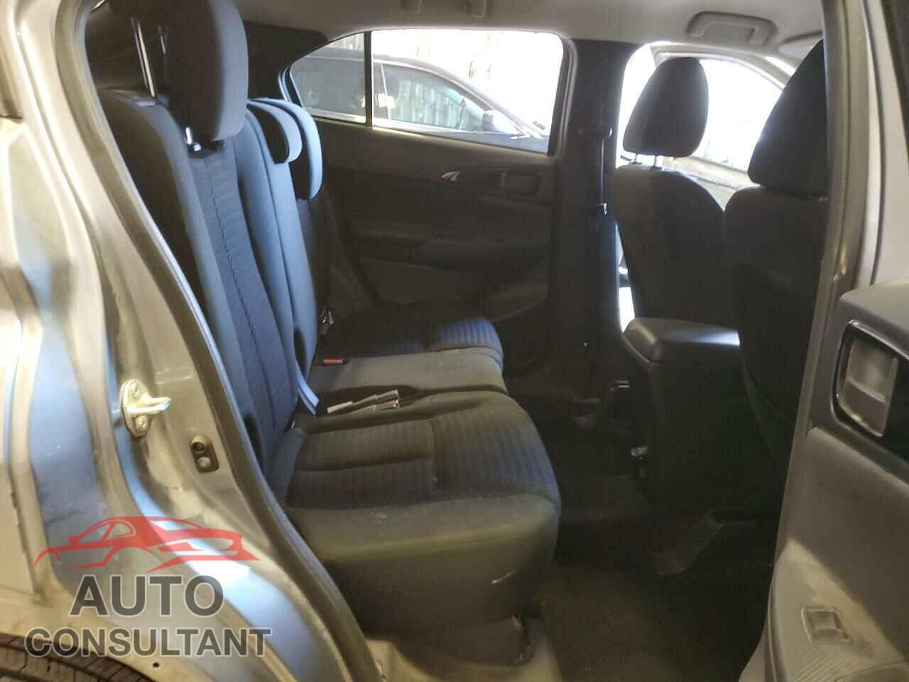 MITSUBISHI ECLIPSE 2018 - JA4AT3AA5JZ050579