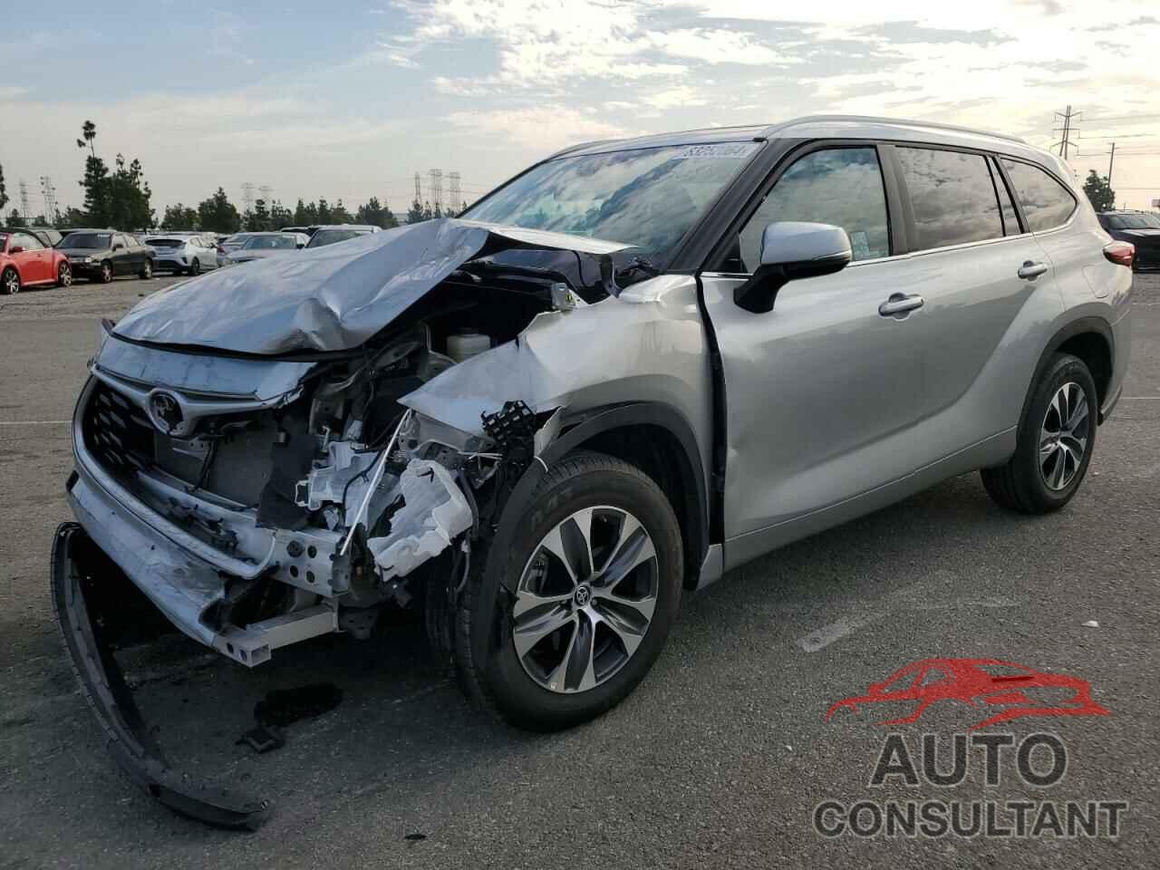 TOYOTA HIGHLANDER 2023 - 5TDKDRAH5PS044332