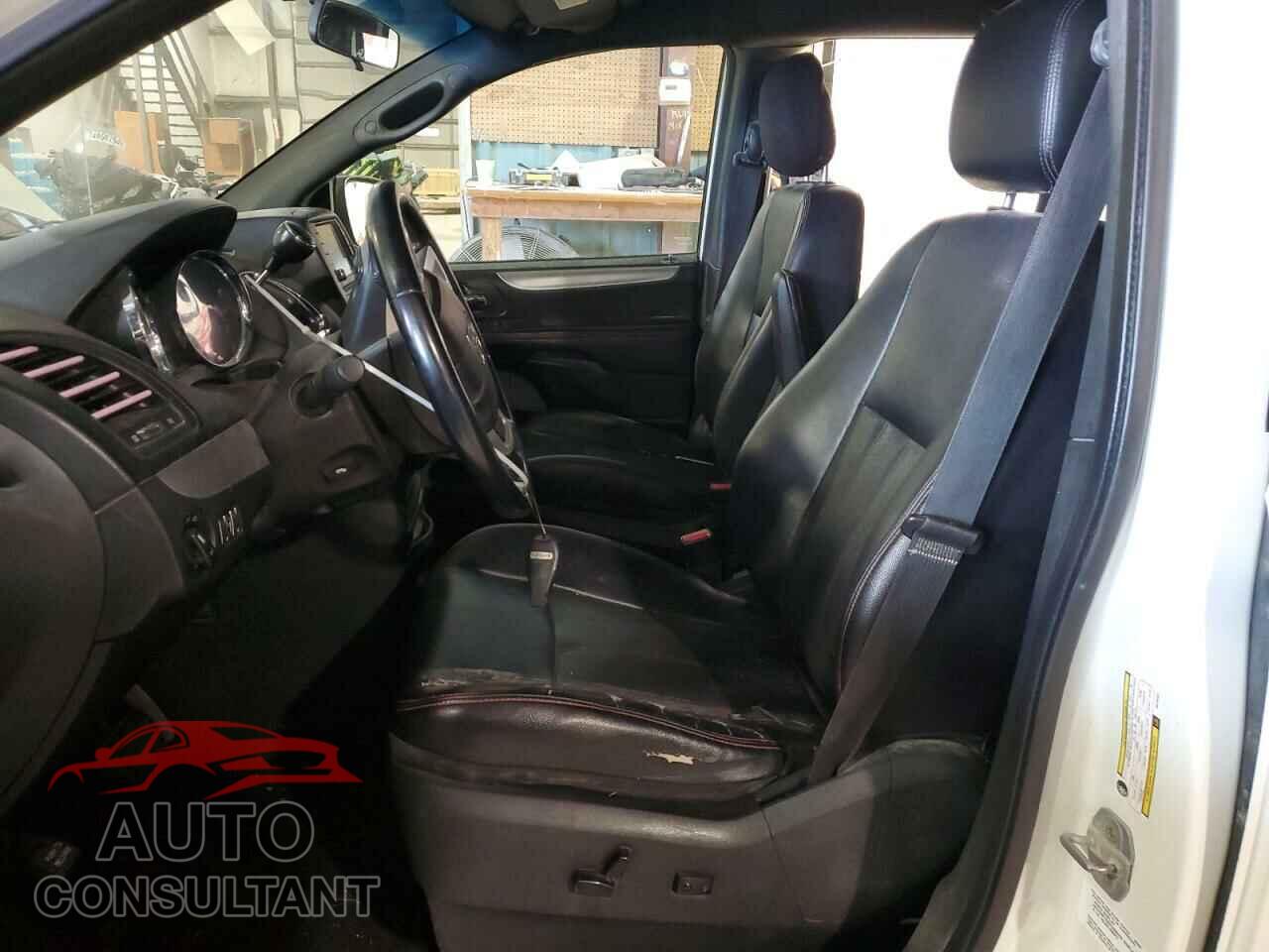DODGE CARAVAN 2011 - 2D4RN7DG4BR765667