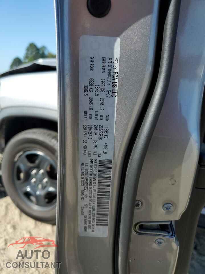 JEEP COMPASS 2017 - 3C4NJCAB8HT652321