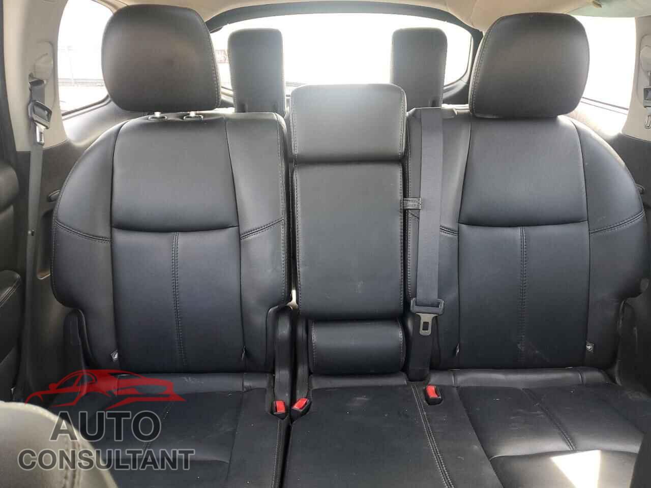 NISSAN PATHFINDER 2014 - 5N1AR2MM9EC683059