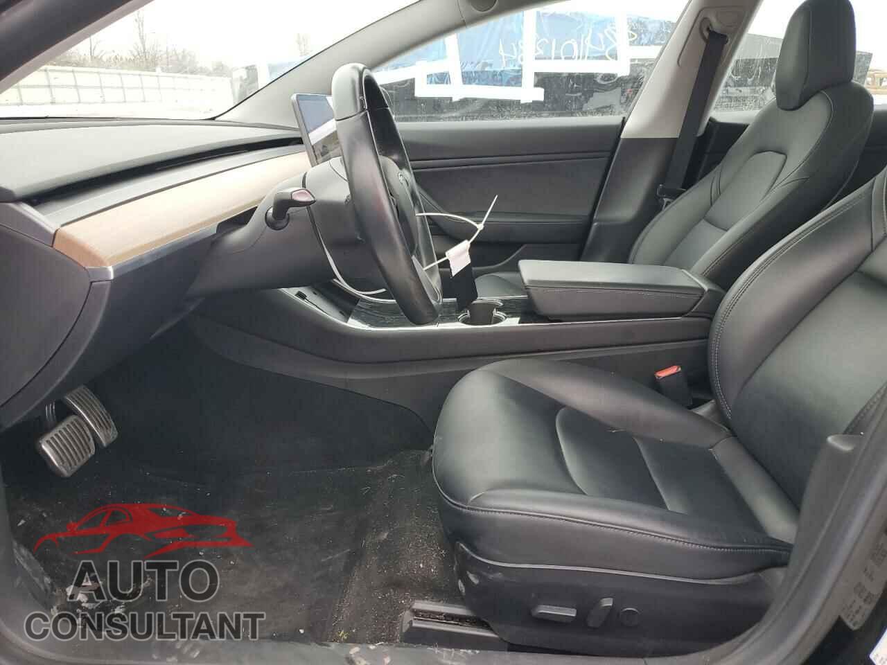 TESLA MODEL 3 2019 - 5YJ3E1EA7KF190065