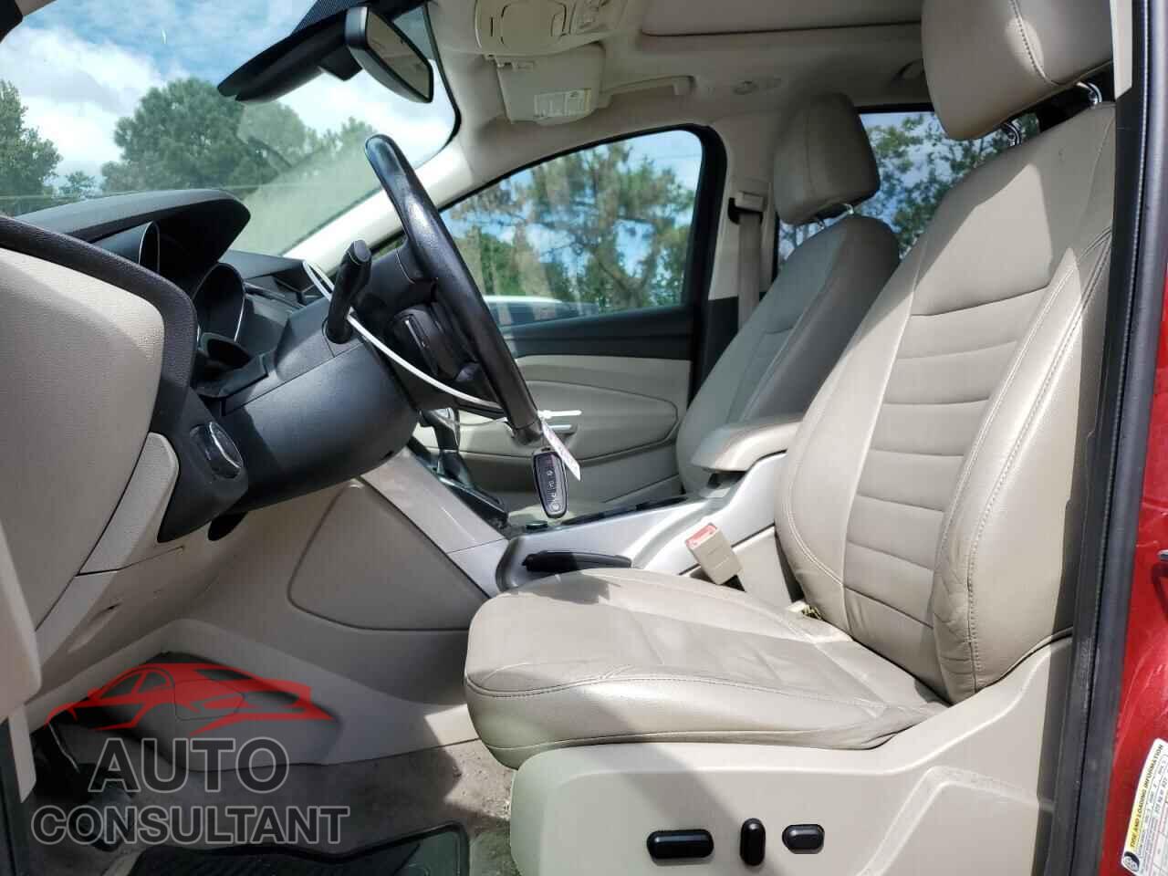 FORD ESCAPE 2013 - 1FMCU0H9XDUA28449