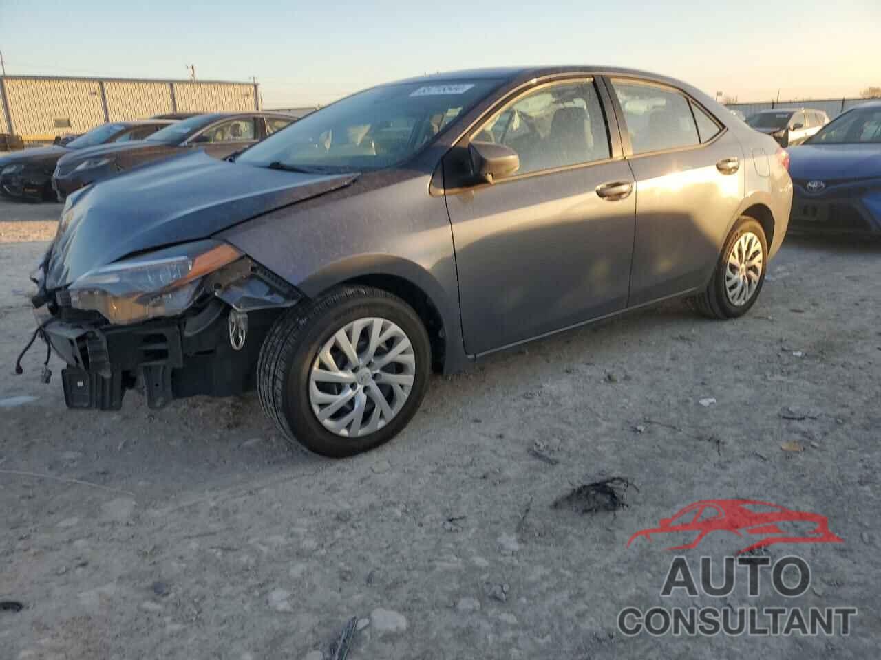 TOYOTA COROLLA 2018 - 2T1BURHE4JC070075