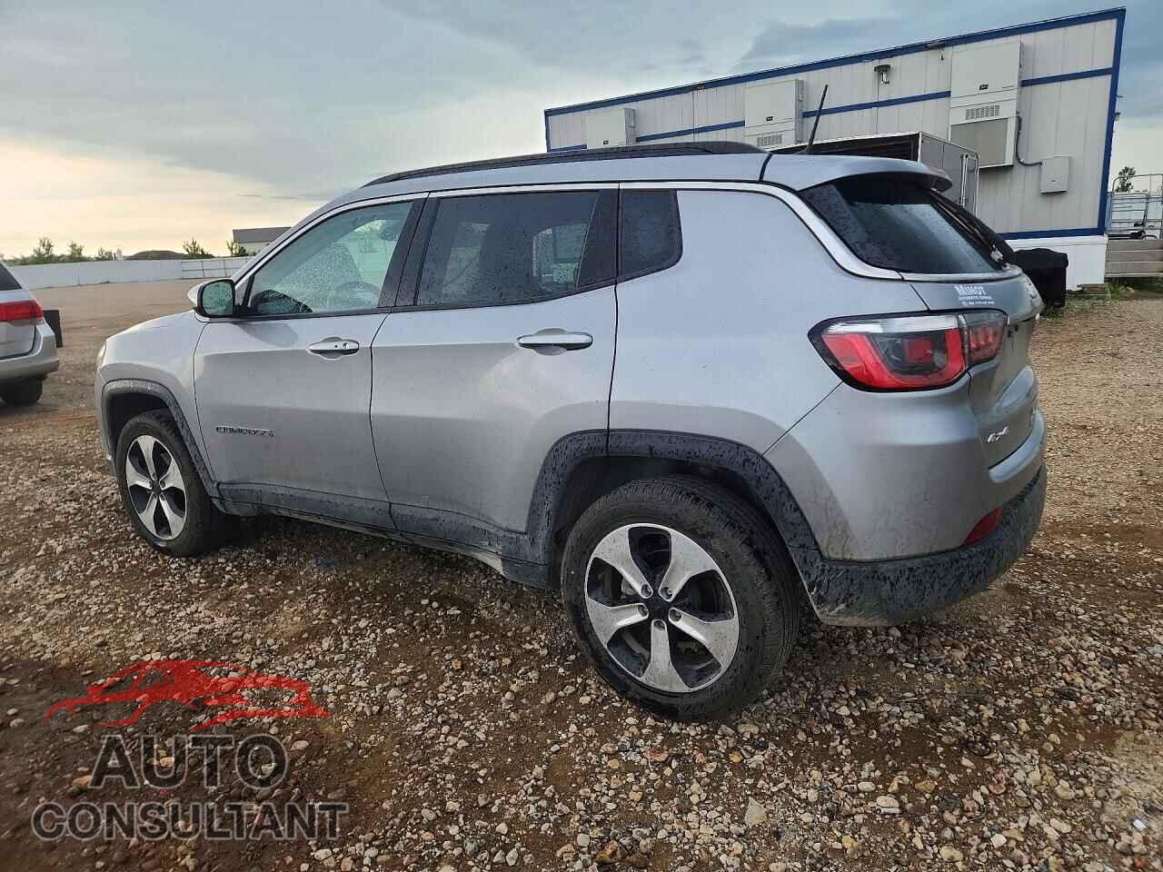 JEEP COMPASS 2018 - 3C4NJDBB3JT104138