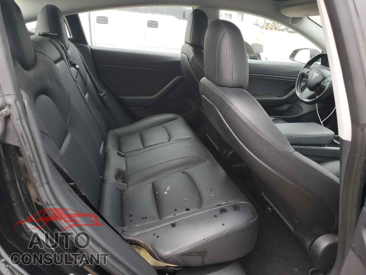 TESLA MODEL 3 2018 - 5YJ3E1EB3JF144398