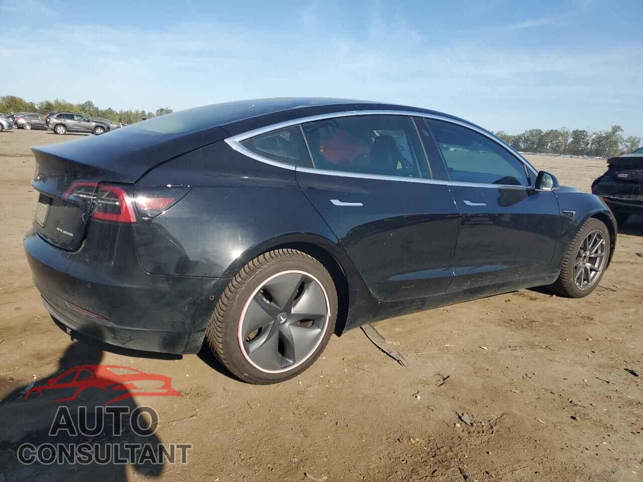 TESLA MODEL 3 2019 - 5YJ3E1EB4KF198987
