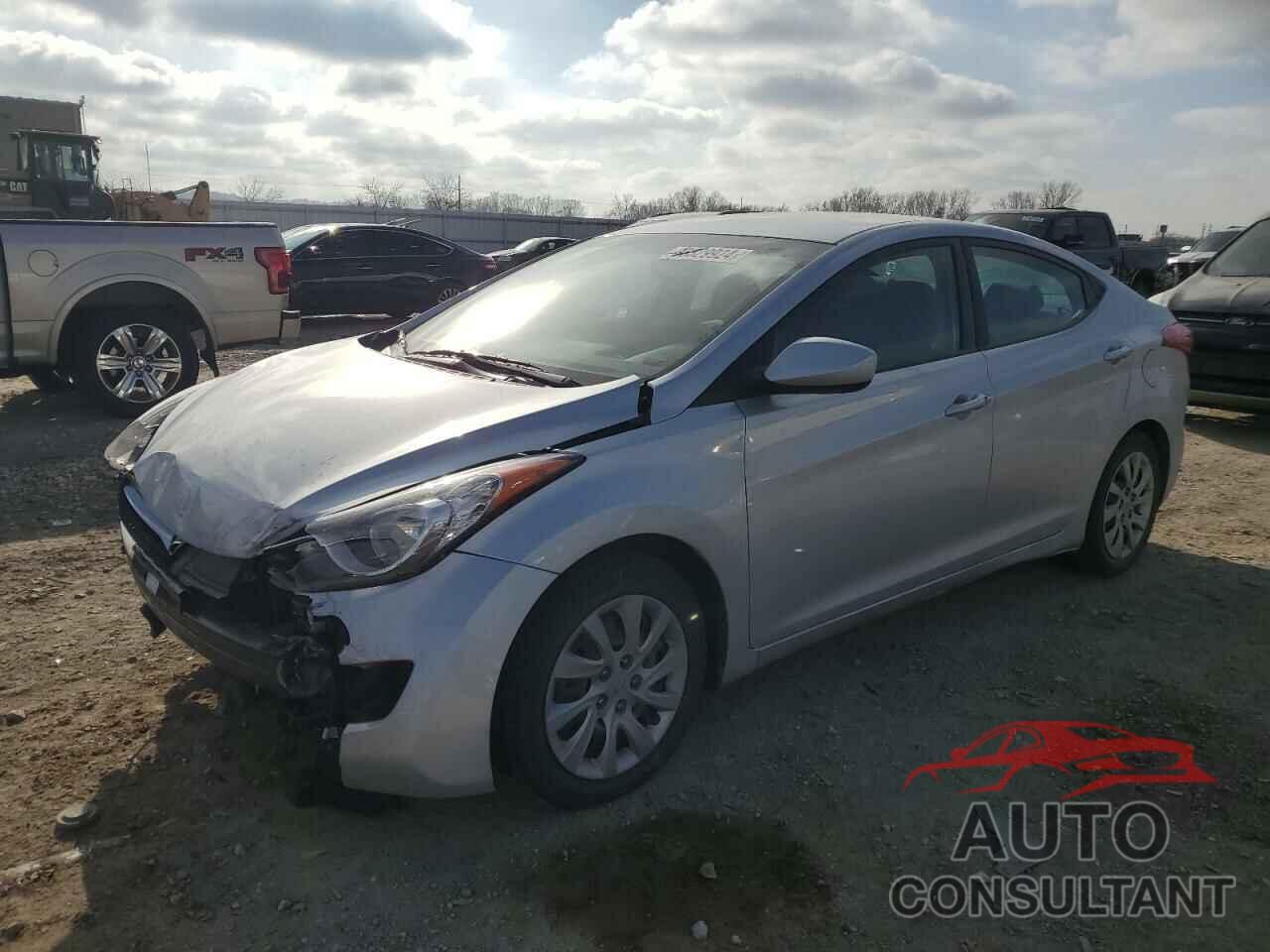 HYUNDAI ELANTRA 2013 - KMHDH4AE7DU484996