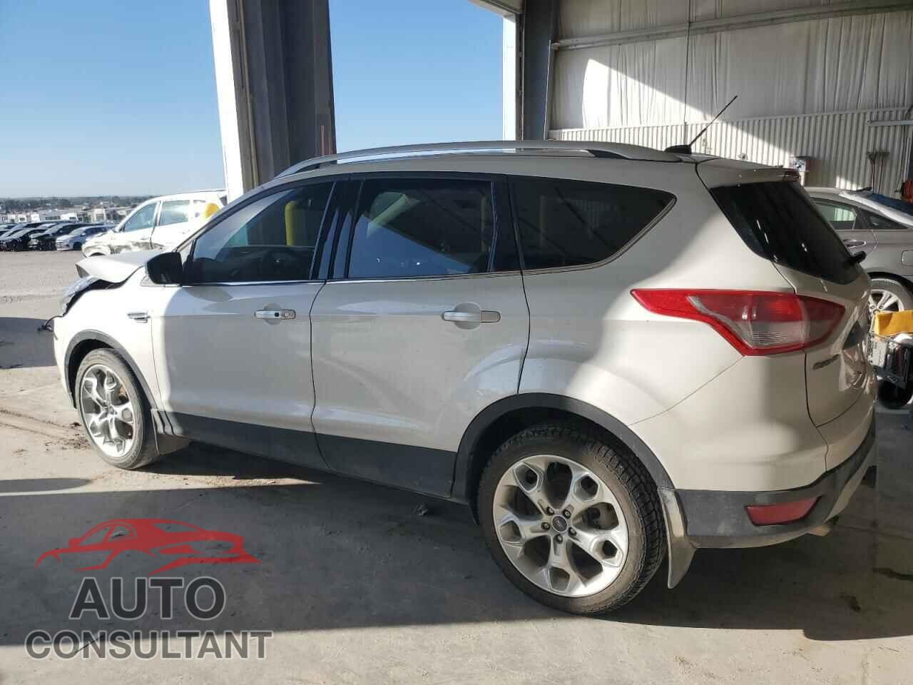 FORD ESCAPE 2016 - 1FMCU9J95GUA29379