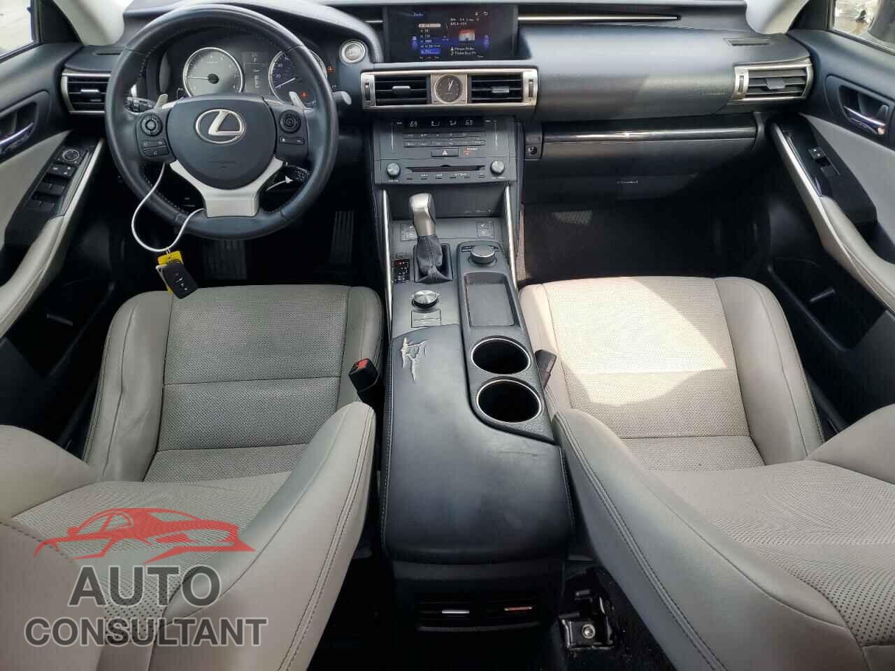 LEXUS IS 2015 - JTHBF1D26F5055751