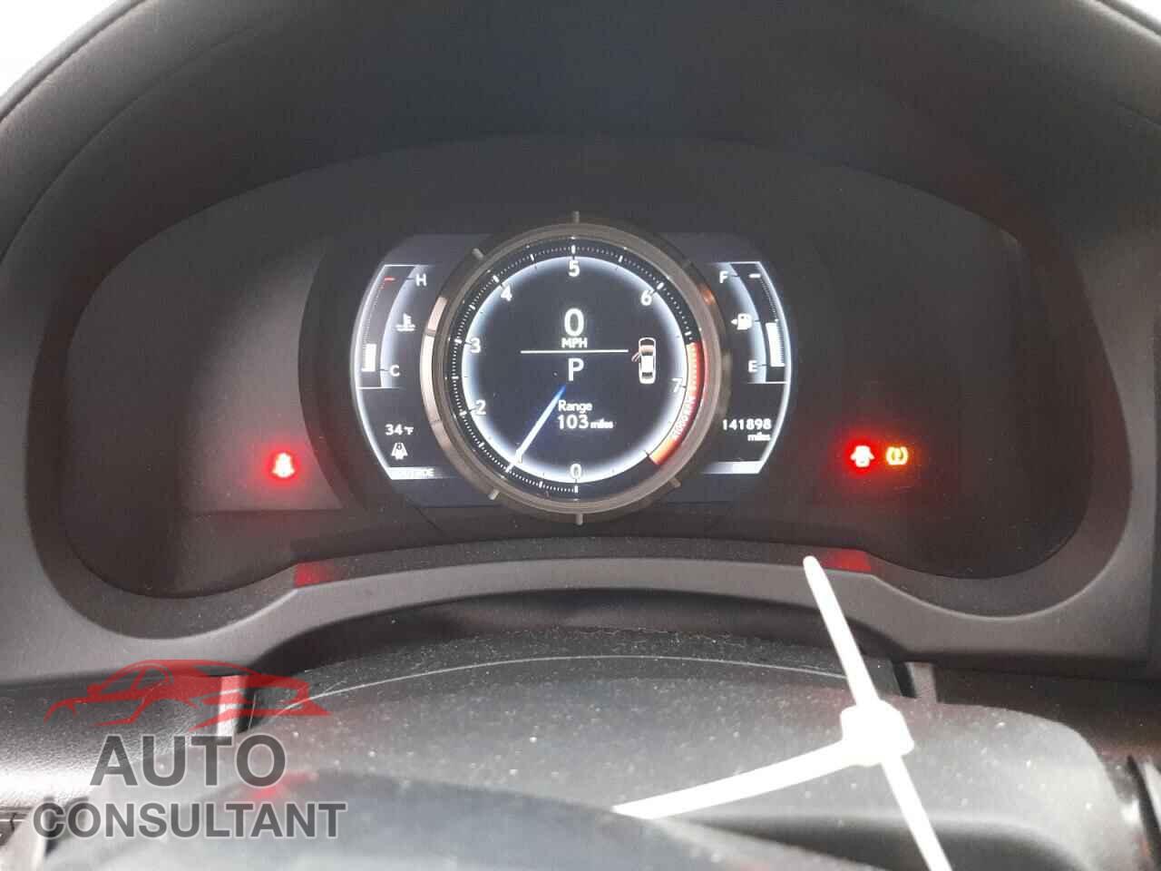 LEXUS IS 2014 - JTHBE1D25E5009054