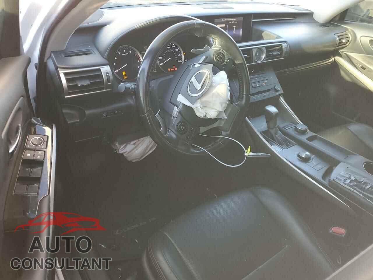 LEXUS IS 2016 - JTHBA1D27G5011595