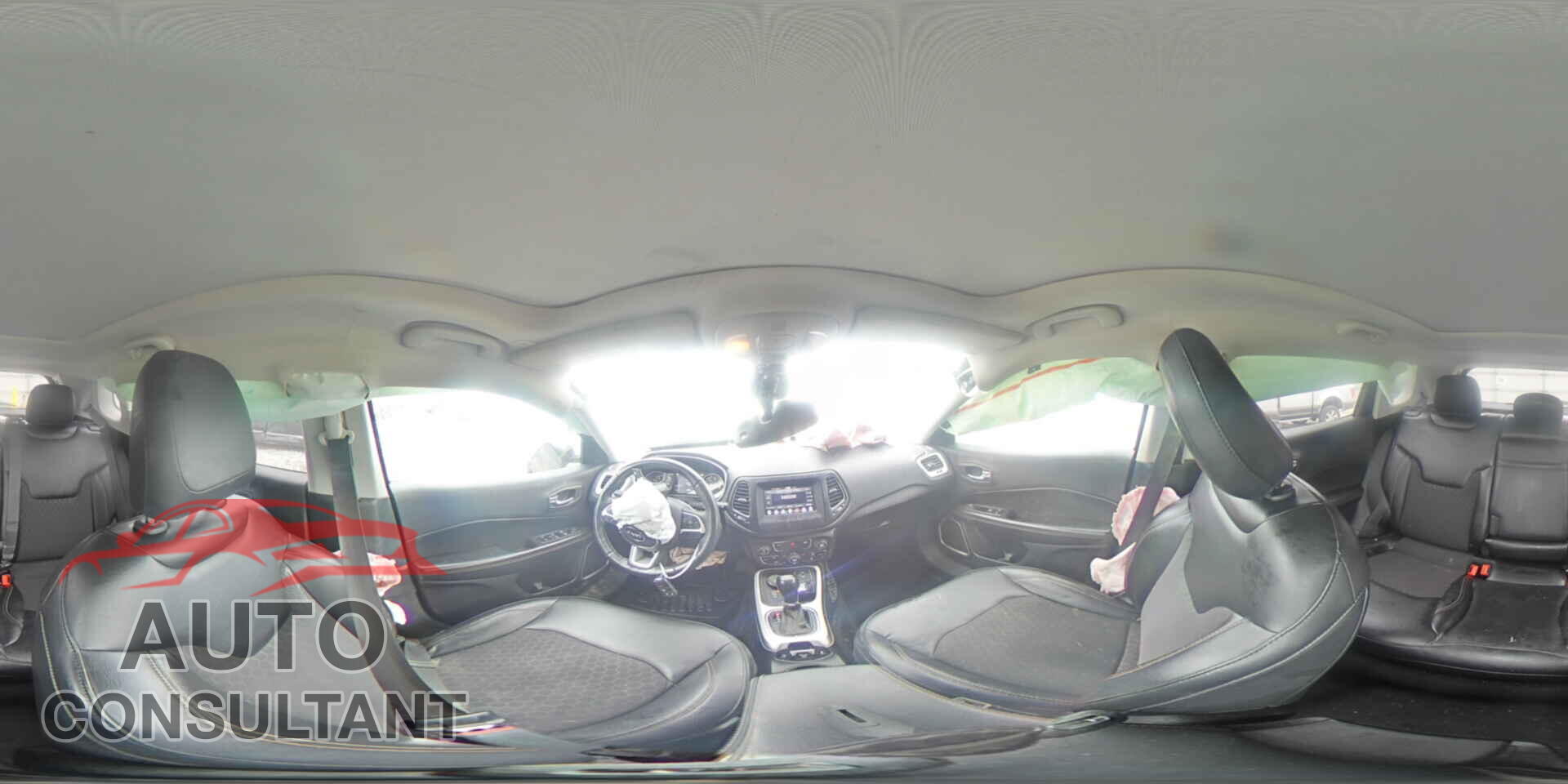 JEEP COMPASS 2018 - 3C4NJDBB2JT153301