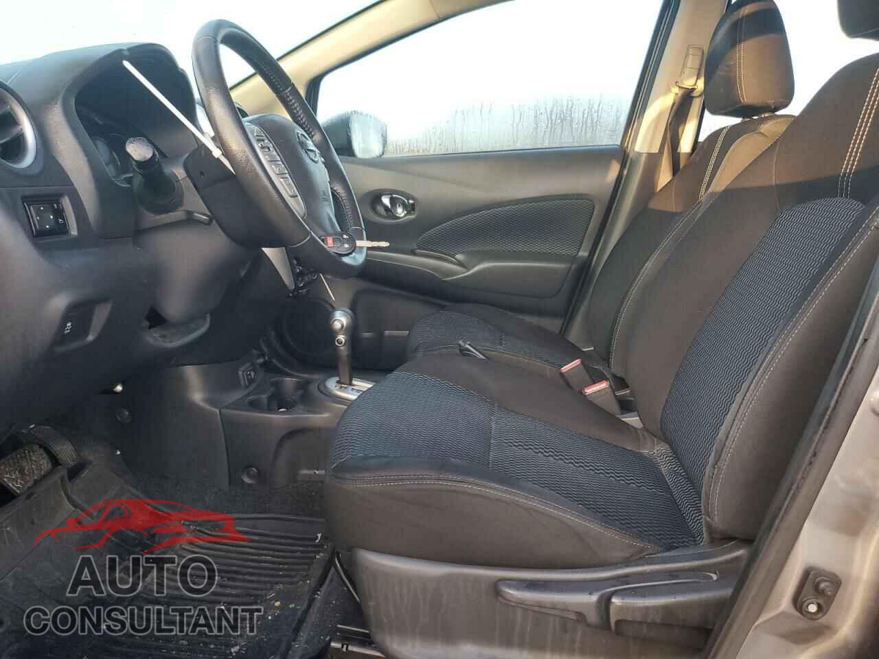 NISSAN VERSA 2017 - 3N1CE2CP0HL381157