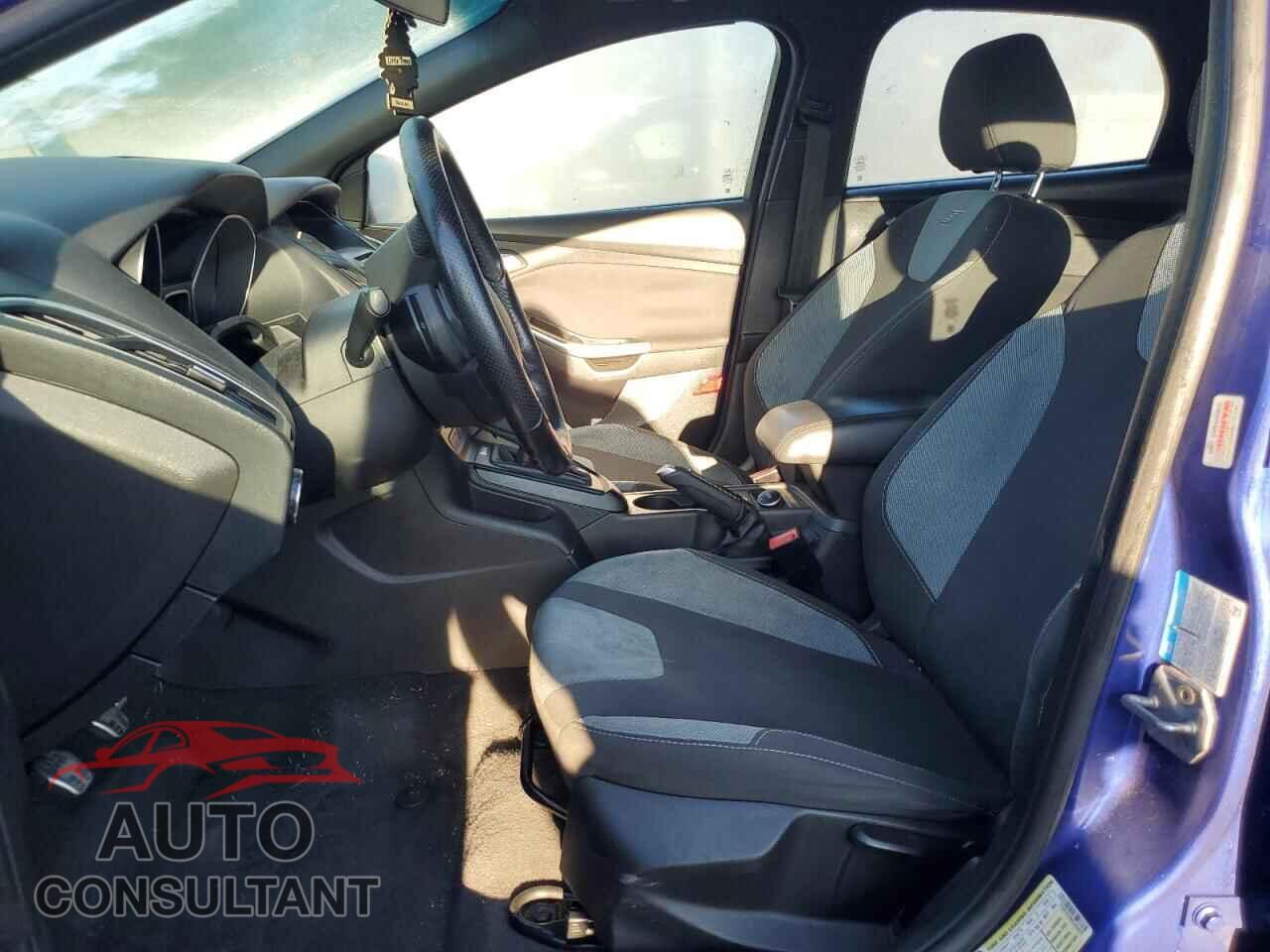 FORD FOCUS 2013 - 1FADP3L96DL363678