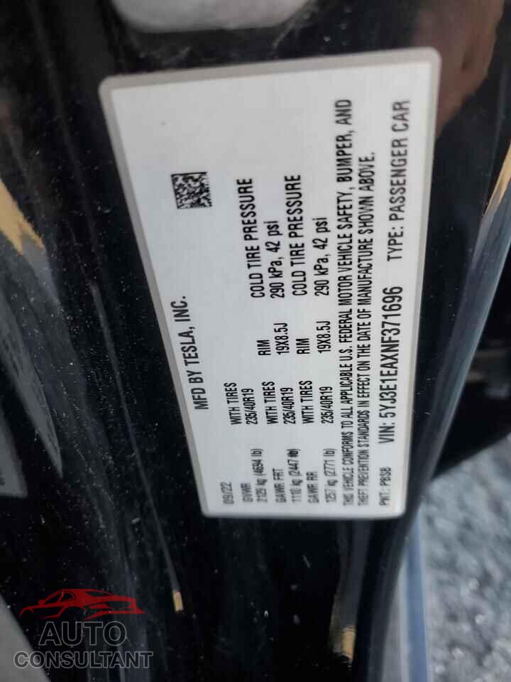 TESLA MODEL 3 2022 - 5YJ3E1EAXNF371696