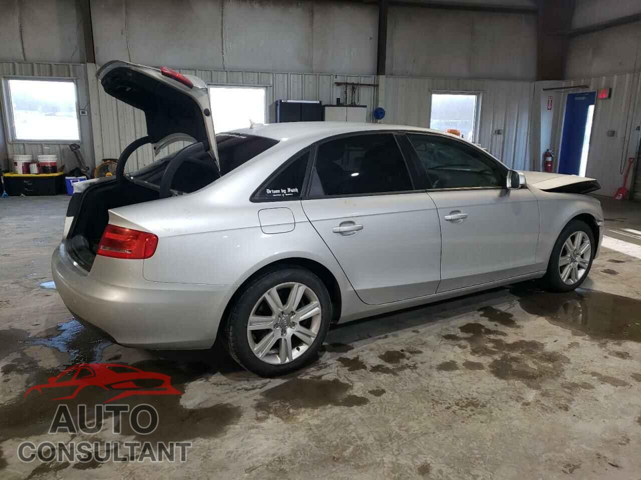 AUDI A4 2011 - WAUBFAFL9BN035394