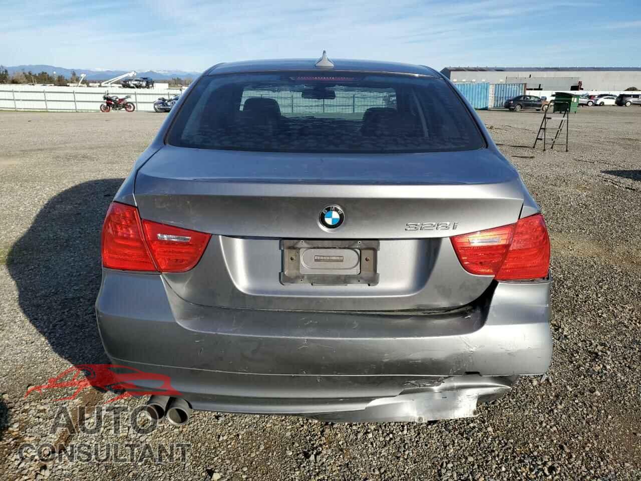 BMW 3 SERIES 2011 - WBAPH5G52BNM76372