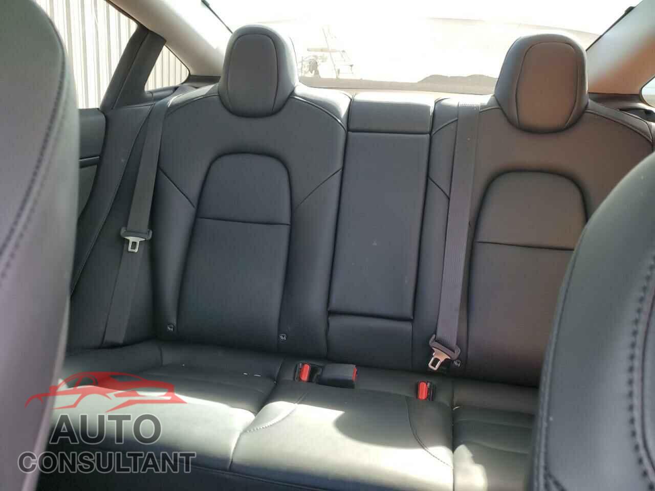 TESLA MODEL 3 2023 - 5YJ3E1EA1PF687961