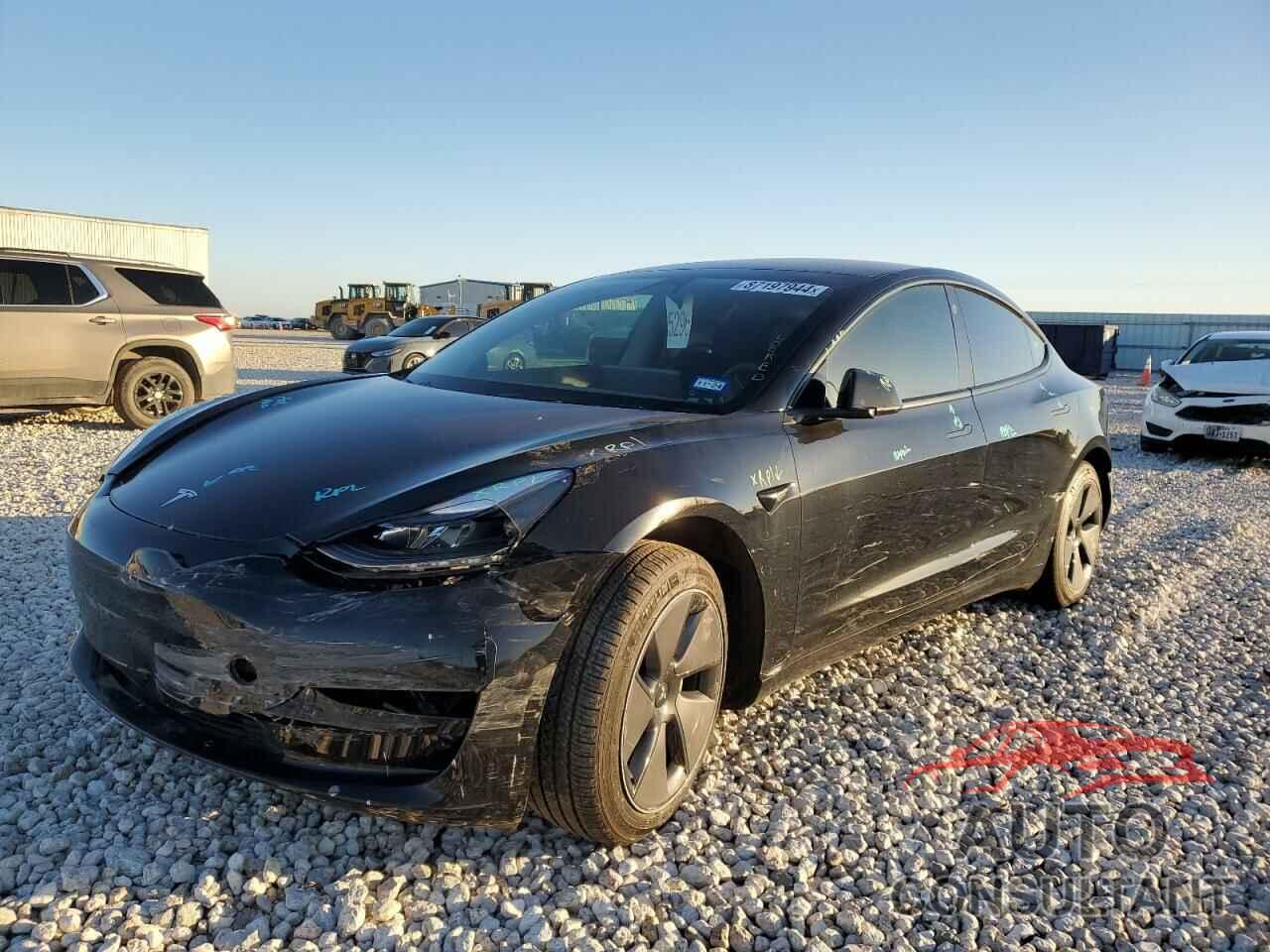 TESLA MODEL 3 2023 - 5YJ3E1EA9PF660782