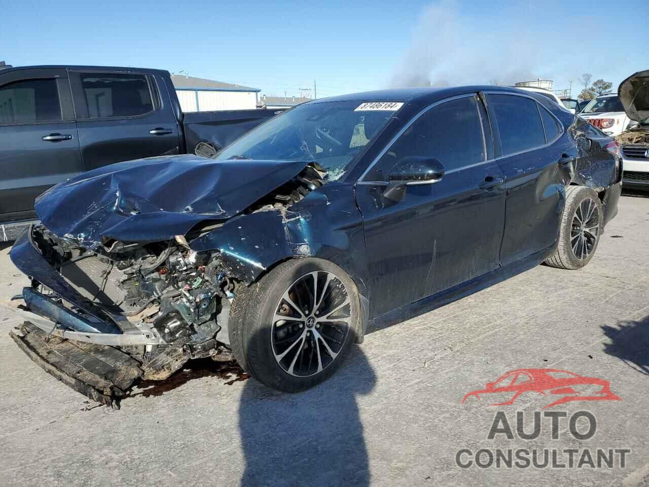 TOYOTA CAMRY 2018 - JTNB11HK2J3045356
