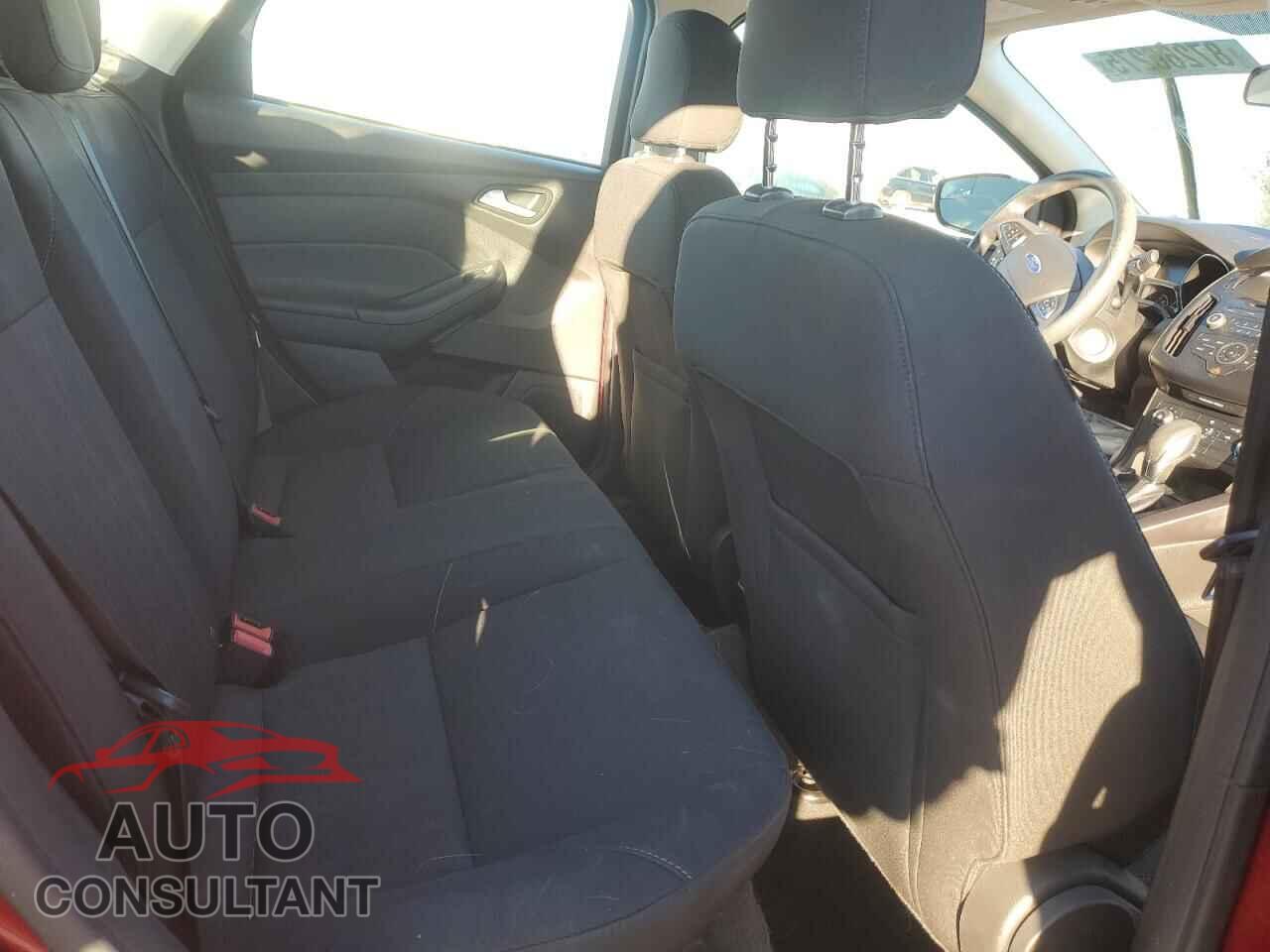 FORD FOCUS 2017 - 1FADP3F20HL219225