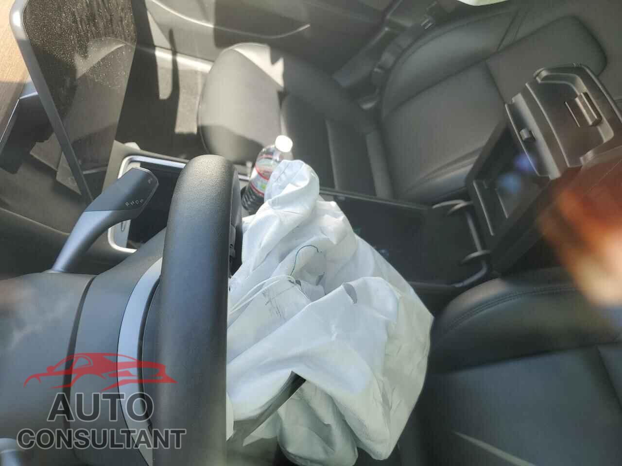 TESLA MODEL 3 2022 - 5YJ3E1EA4NF373377