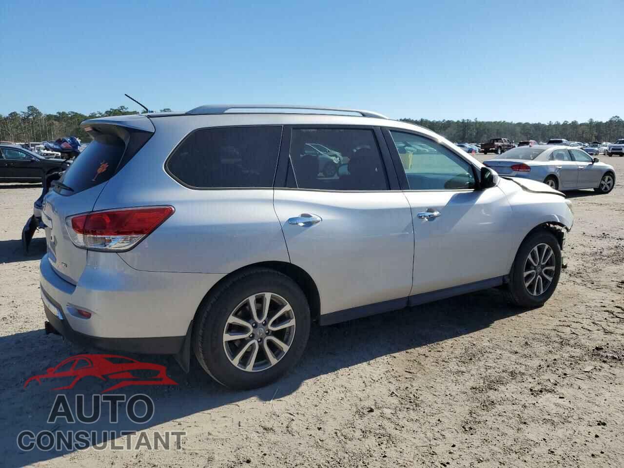 NISSAN PATHFINDER 2015 - 5N1AR2MM3FC679302