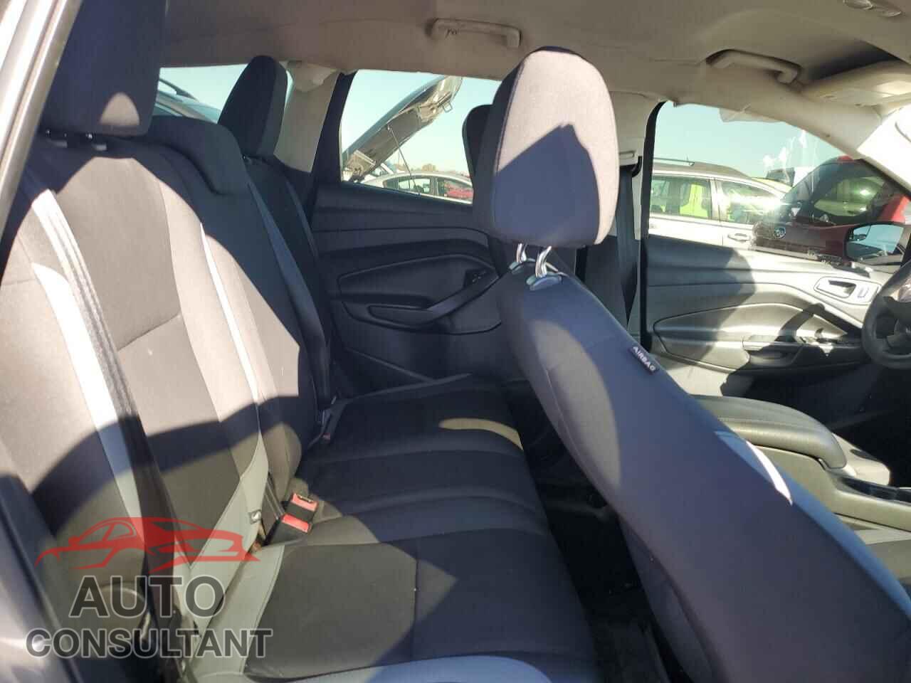 FORD ESCAPE 2013 - 1FMCU0F77DUD09562