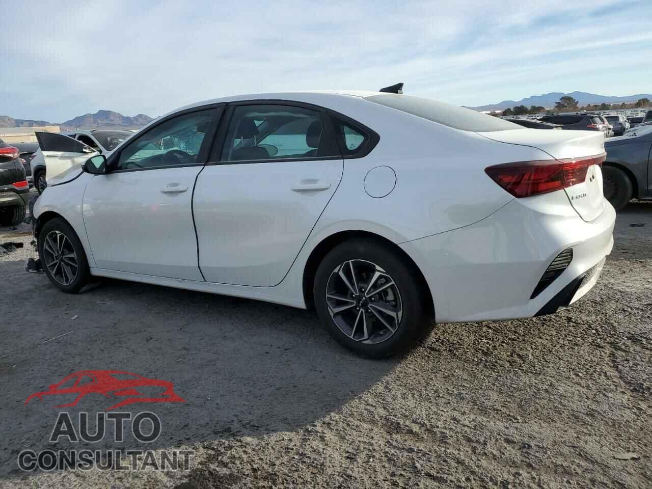 KIA FORTE 2023 - 3KPF24AD4PE608845