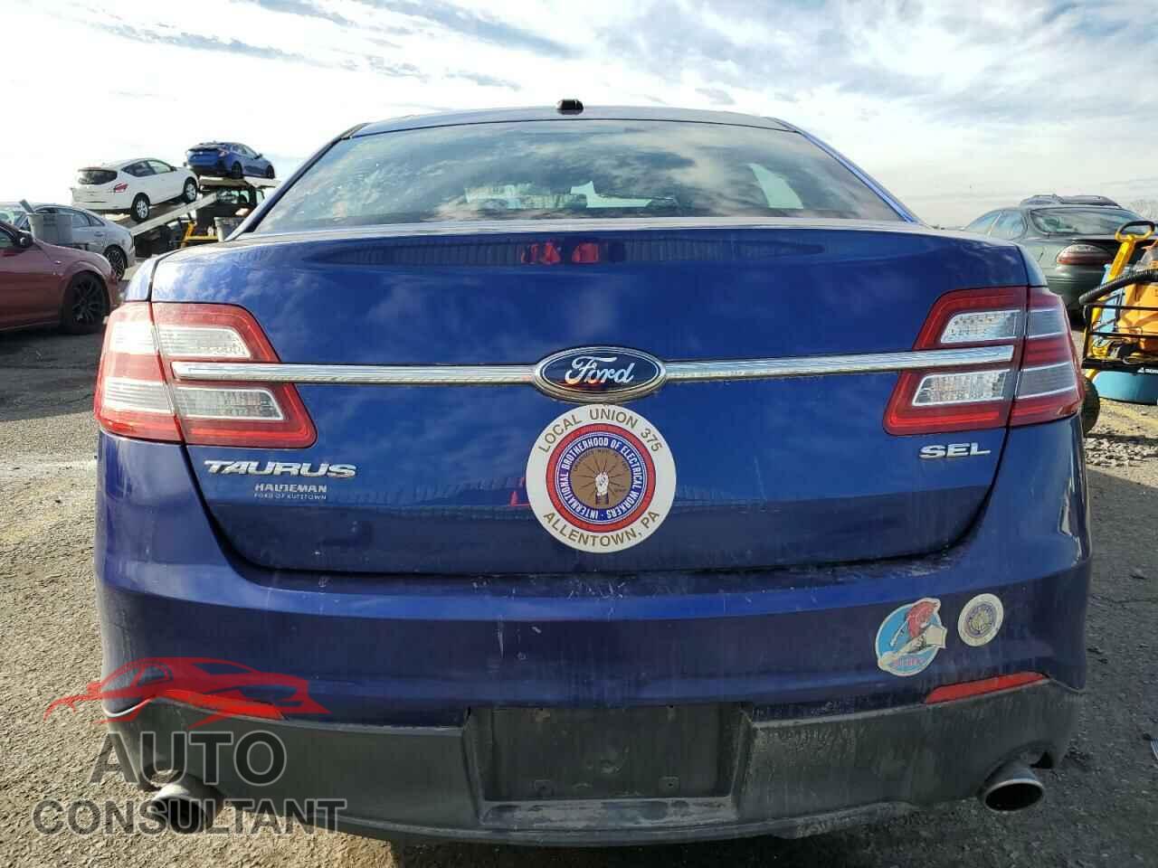 FORD TAURUS 2013 - 1FAHP2E80DG121154
