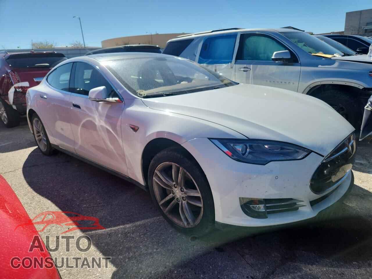 TESLA MODEL S 2014 - 5YJSA1H18EFP50408
