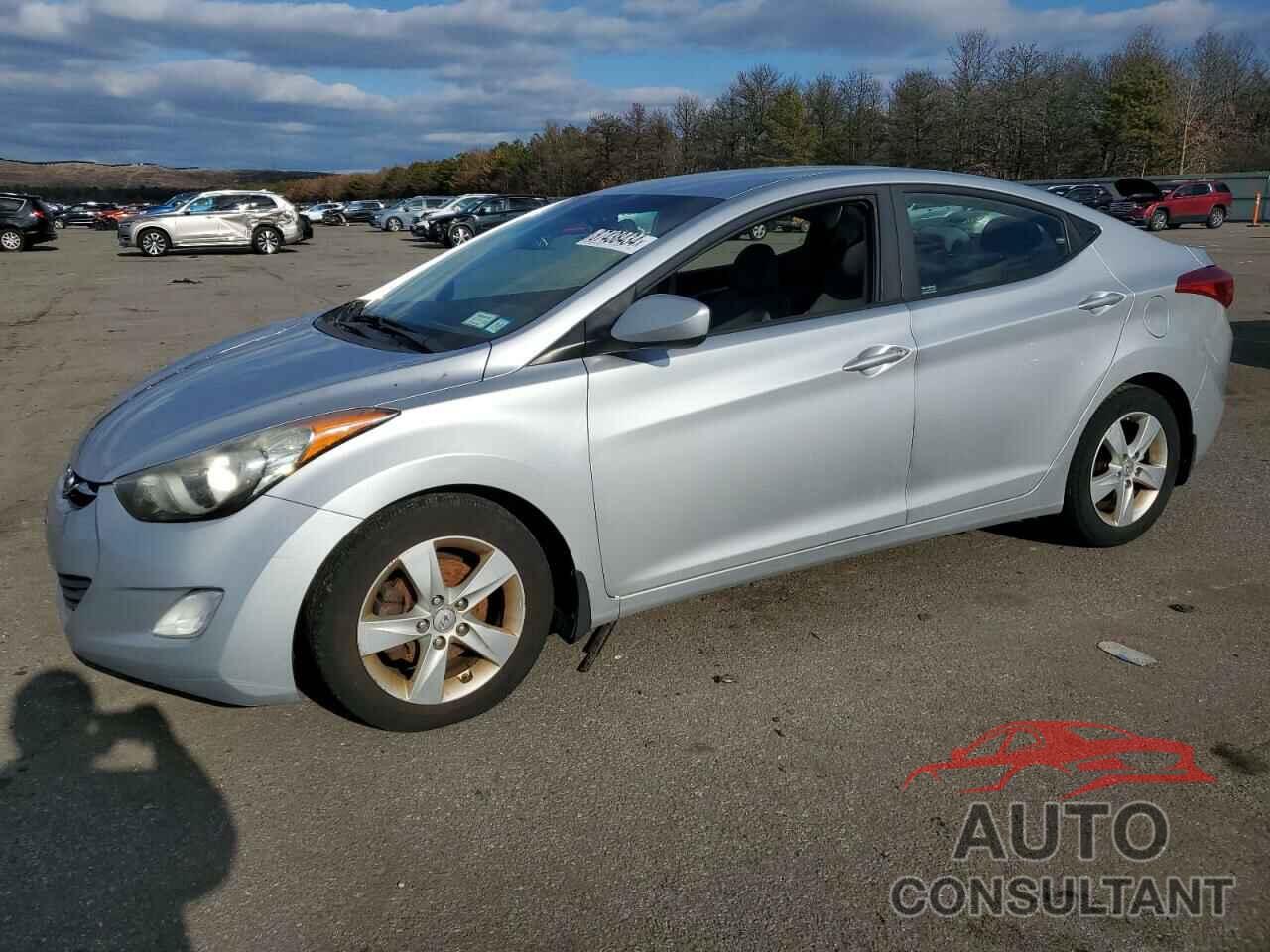 HYUNDAI ELANTRA 2013 - 5NPDH4AE0DH283858