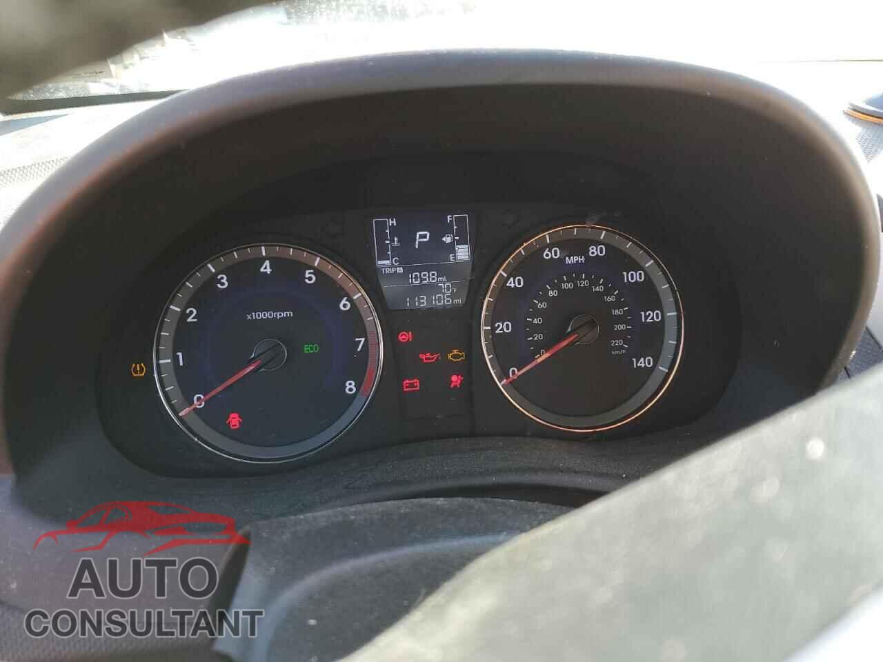 HYUNDAI ACCENT 2015 - KMHCU5AE7FU205840