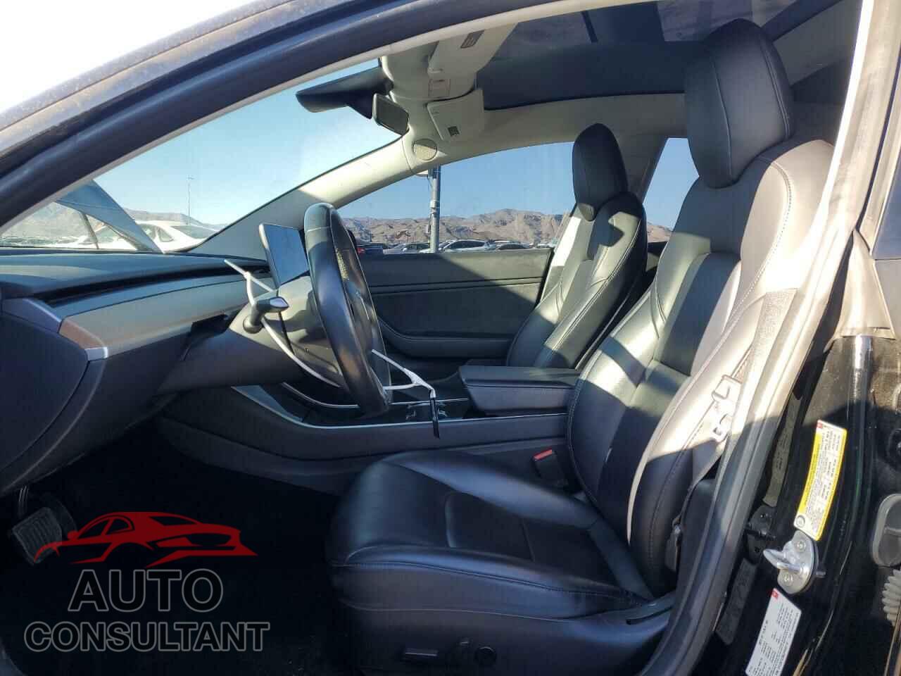 TESLA MODEL 3 2018 - 5YJ3E1EA0JF049112
