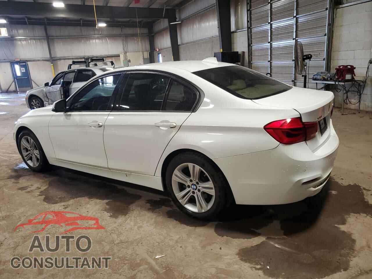BMW 3 SERIES 2016 - WBA8E3G55GNU02047