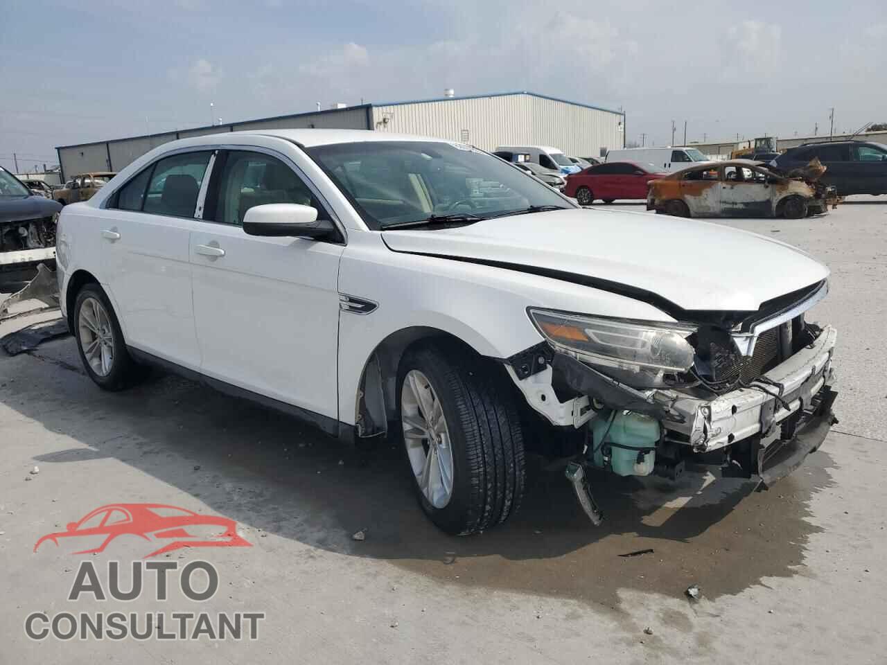 FORD TAURUS 2014 - 1FAHP2E82EG174228
