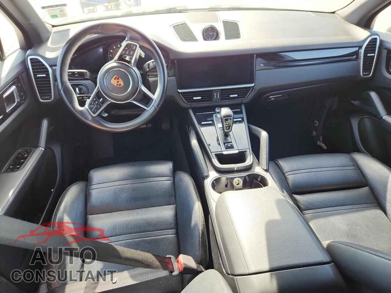 PORSCHE CAYENNE 2019 - WP1AA2AY1KDA08944