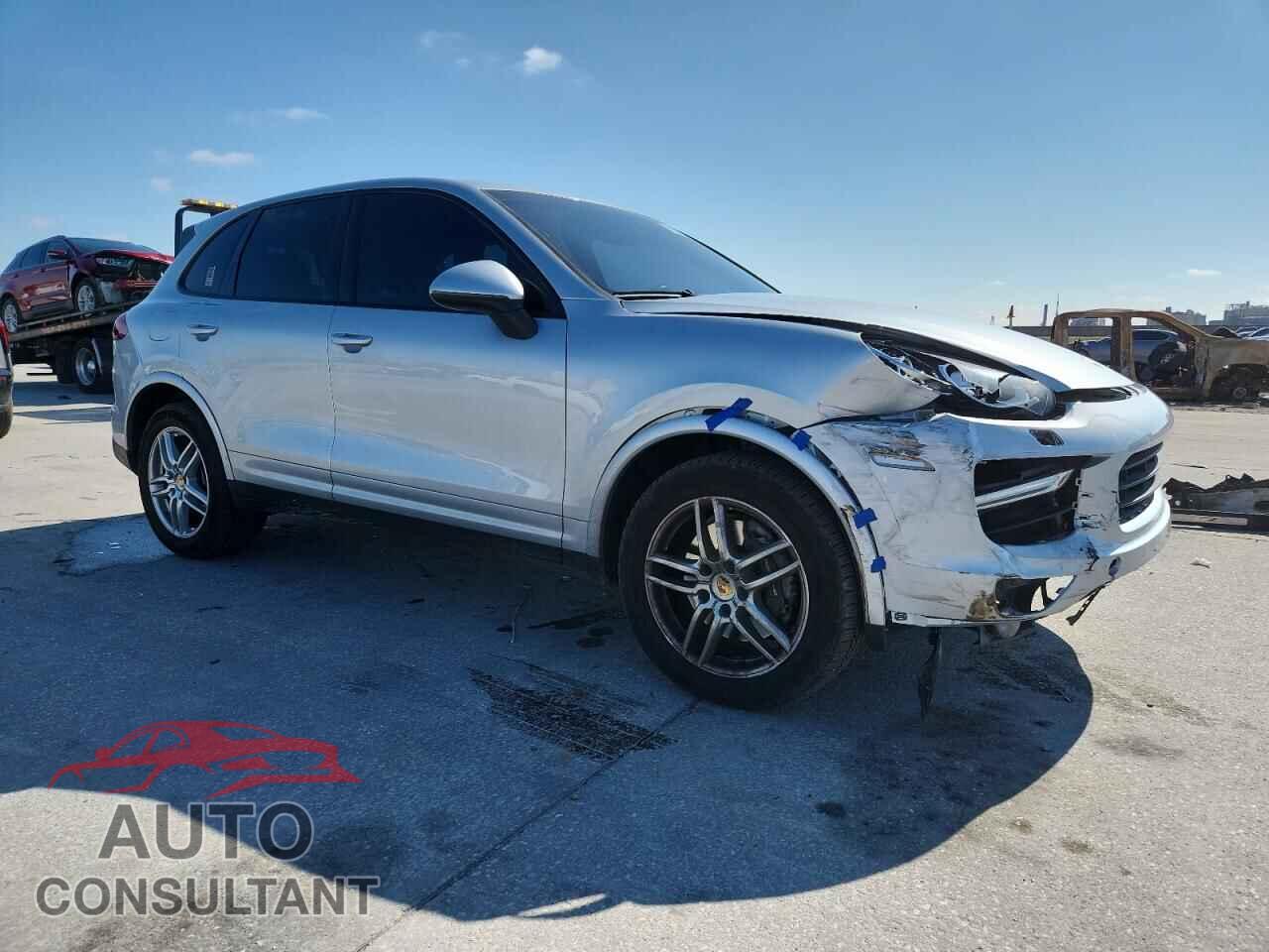 PORSCHE CAYENNE 2017 - WP1AA2A27HKA82644