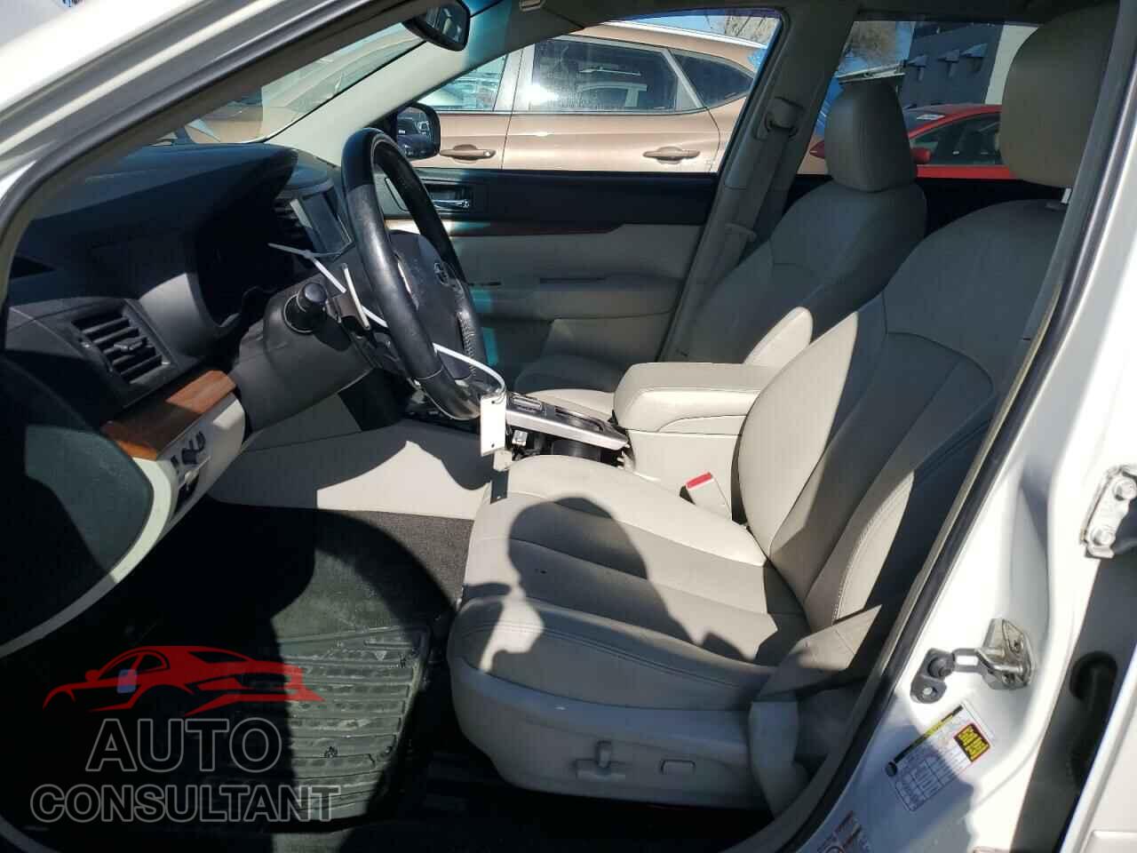 SUBARU OUTBACK 2014 - 4S4BRBMC7E3235866