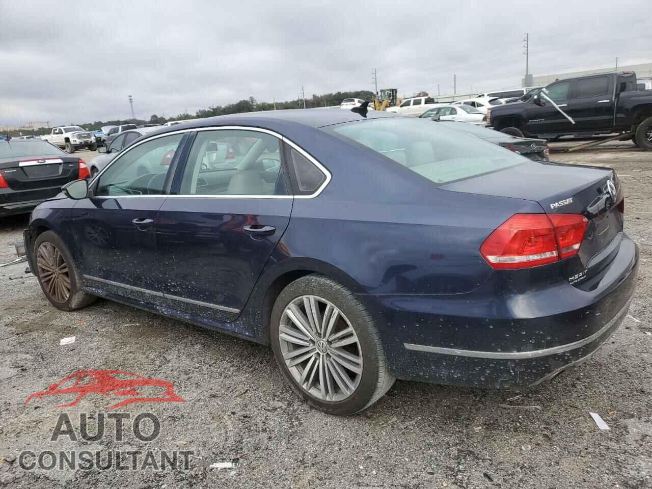 VOLKSWAGEN PASSAT 2012 - 1VWCN7A36CC044259