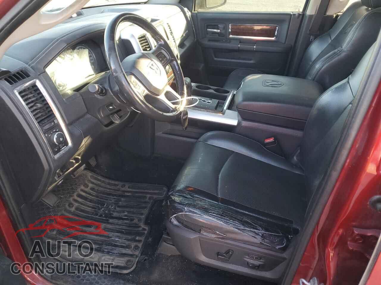 DODGE RAM 1500 2012 - 1C6RD7NT8CS305303