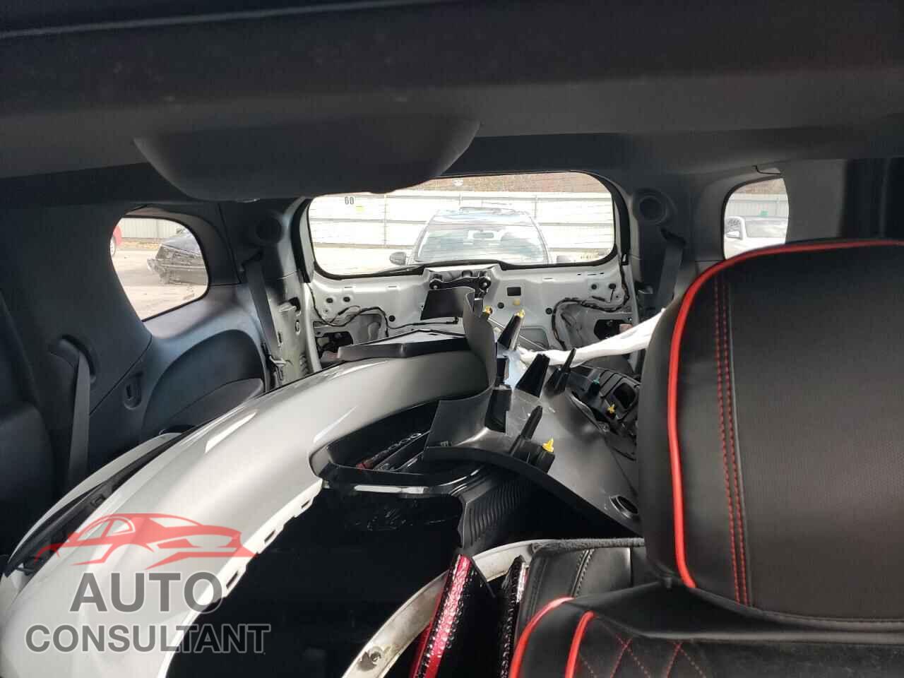 DODGE DURANGO 2018 - 1C4RDJDG9JC262155