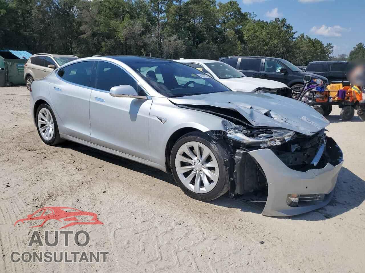 TESLA MODEL S 2017 - 5YJSA1E13HF196994