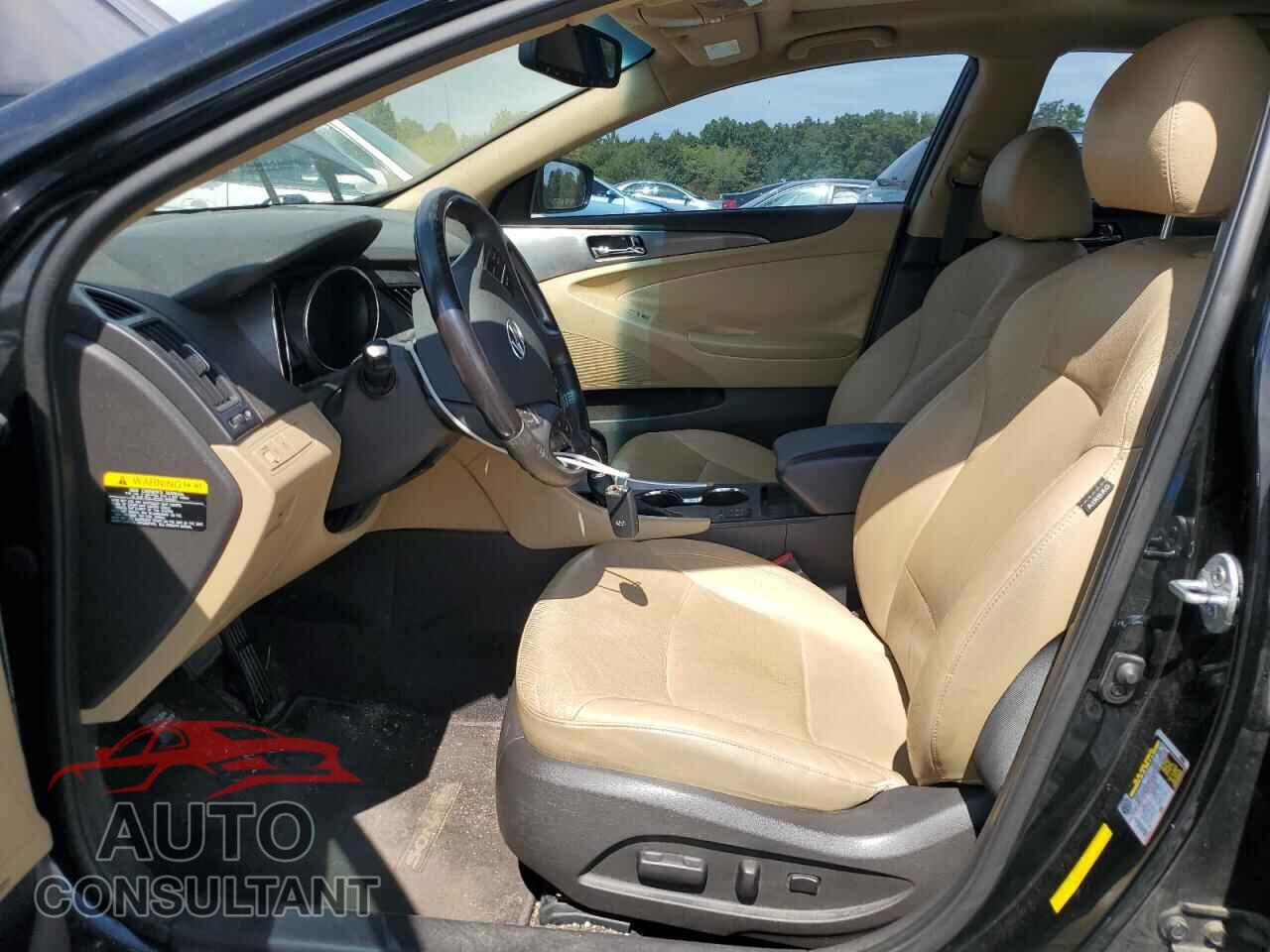 HYUNDAI SONATA 2012 - KMHEC4A44CA057561