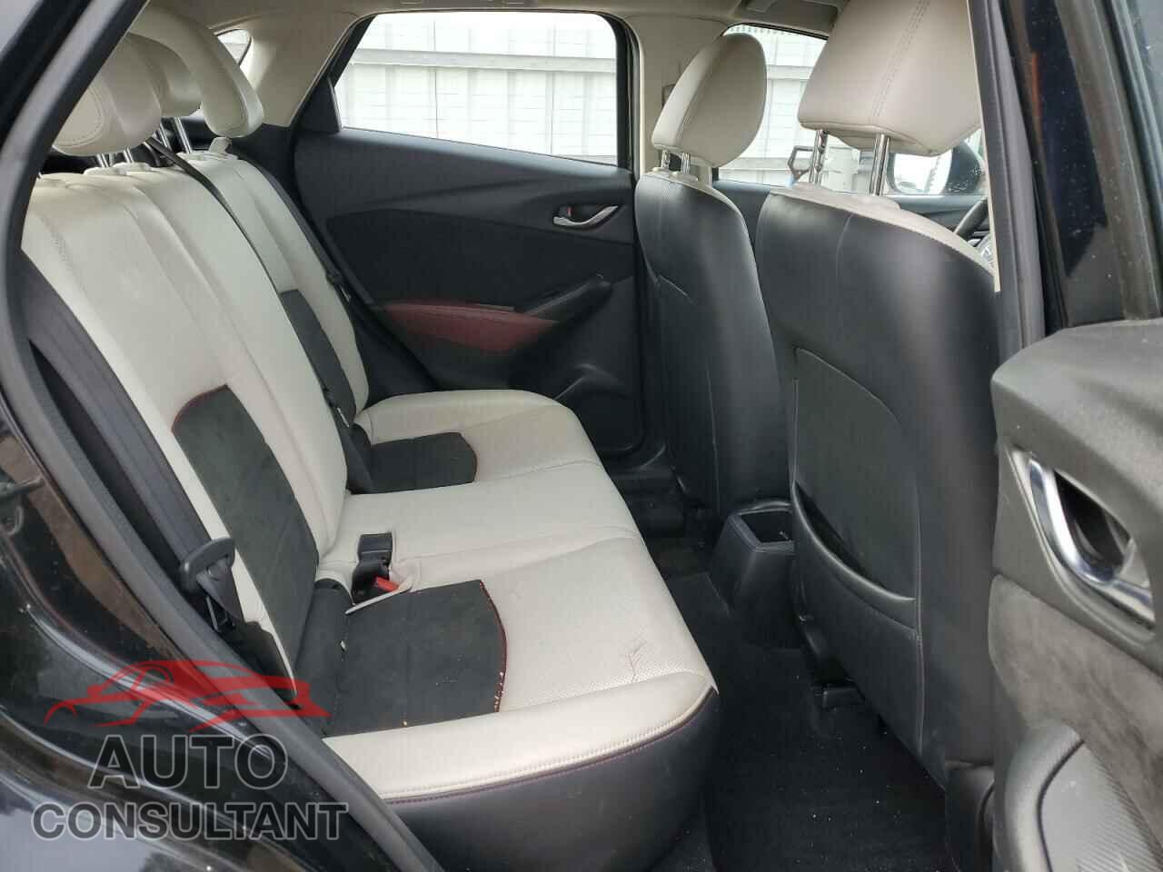 MAZDA CX-3 2018 - JM1DKFD72J0311209