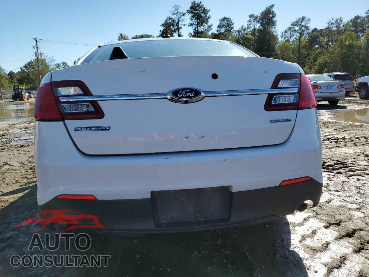 FORD TAURUS 2017 - 1FAHP2L87HG145704